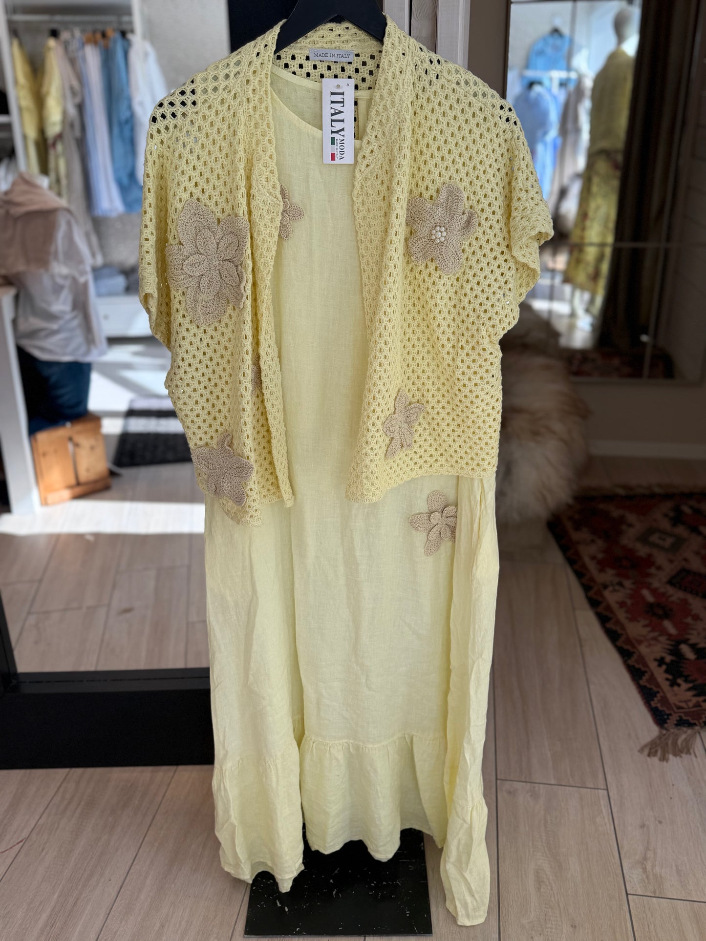 Yellow dress - med jakke